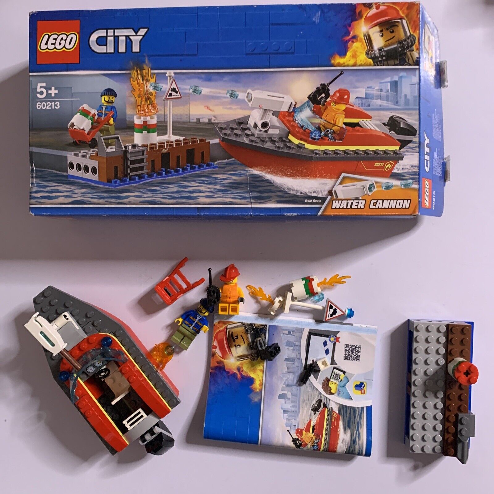 LEGO CITY: Dock Side Fire (60213) – Retro Unit