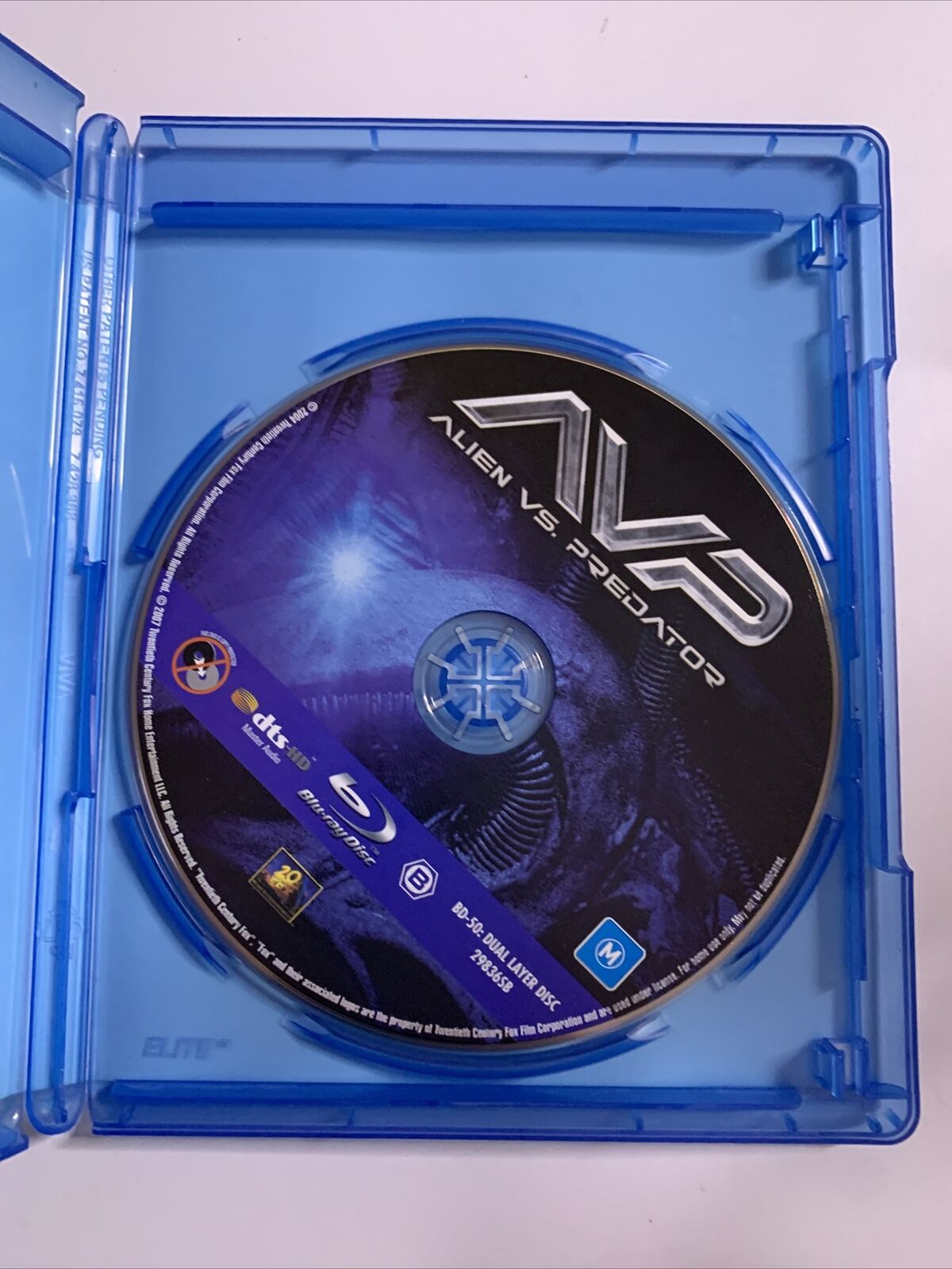 Alien vs Predator (Blu-ray, 2004) Raoul Bova, Lance Henriksen Region B