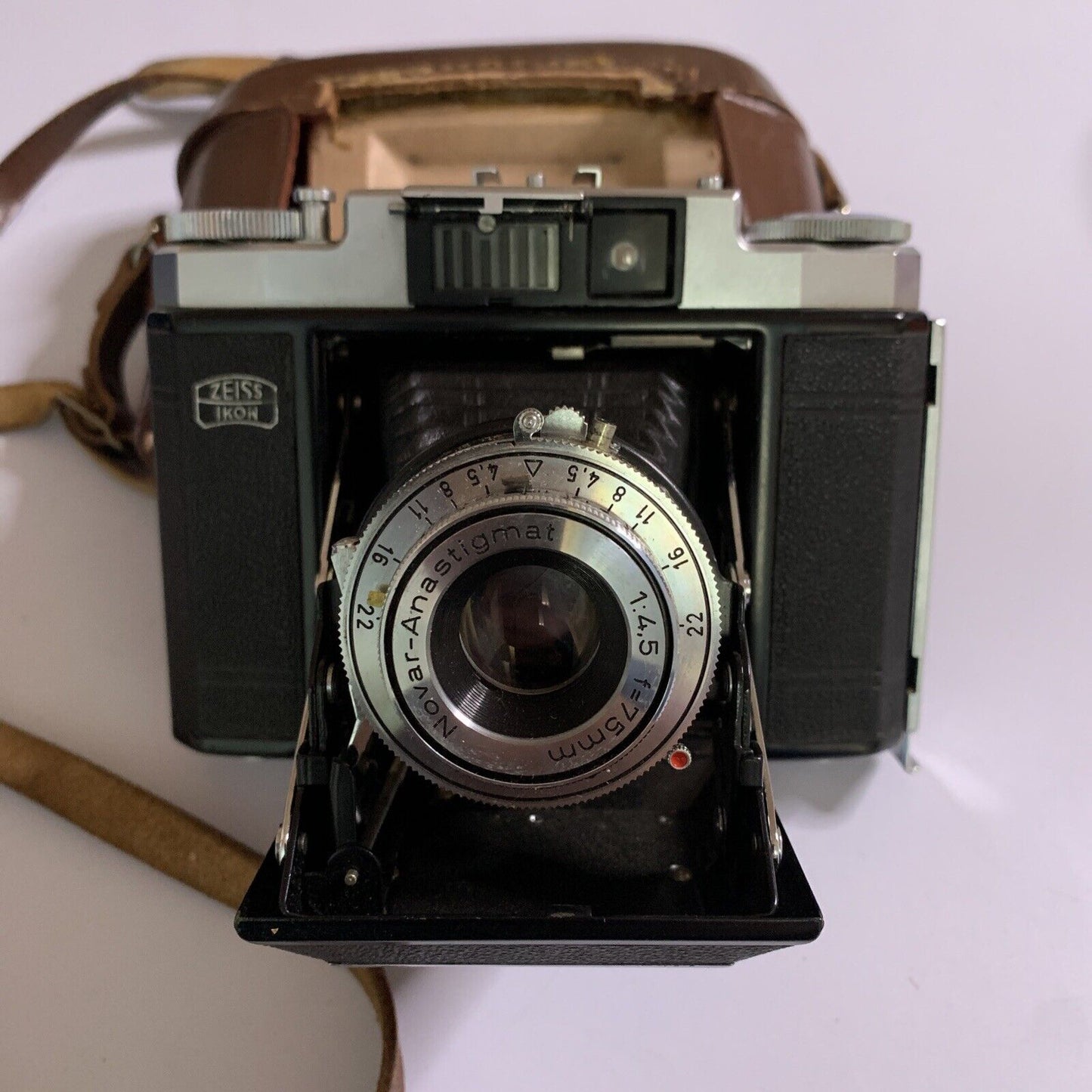 Zeiss Ikon Nettax 513/16 Film Camera
