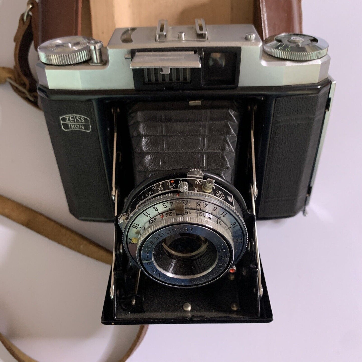 Zeiss Ikon Nettax 513/16 Film Camera