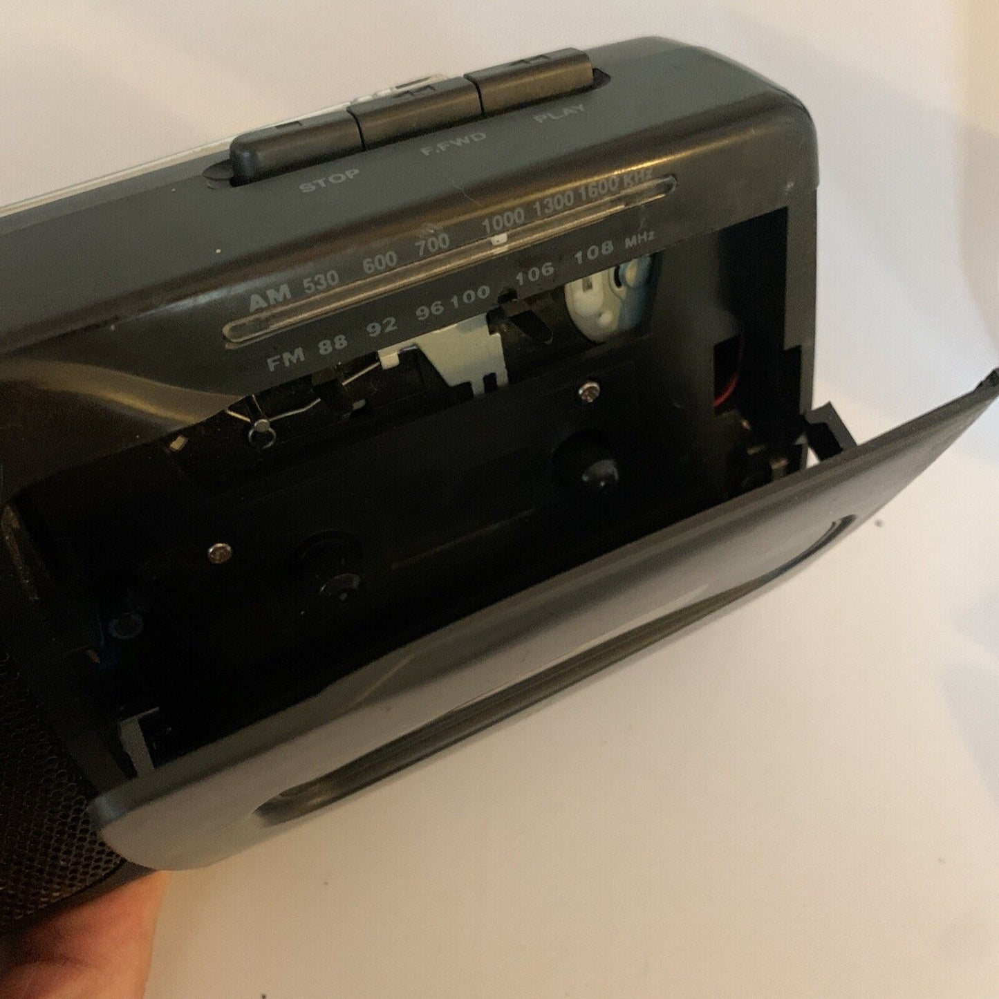 International Radio Cassette Player RX-1813 *Doesn't Turn on for Parts Or Repair