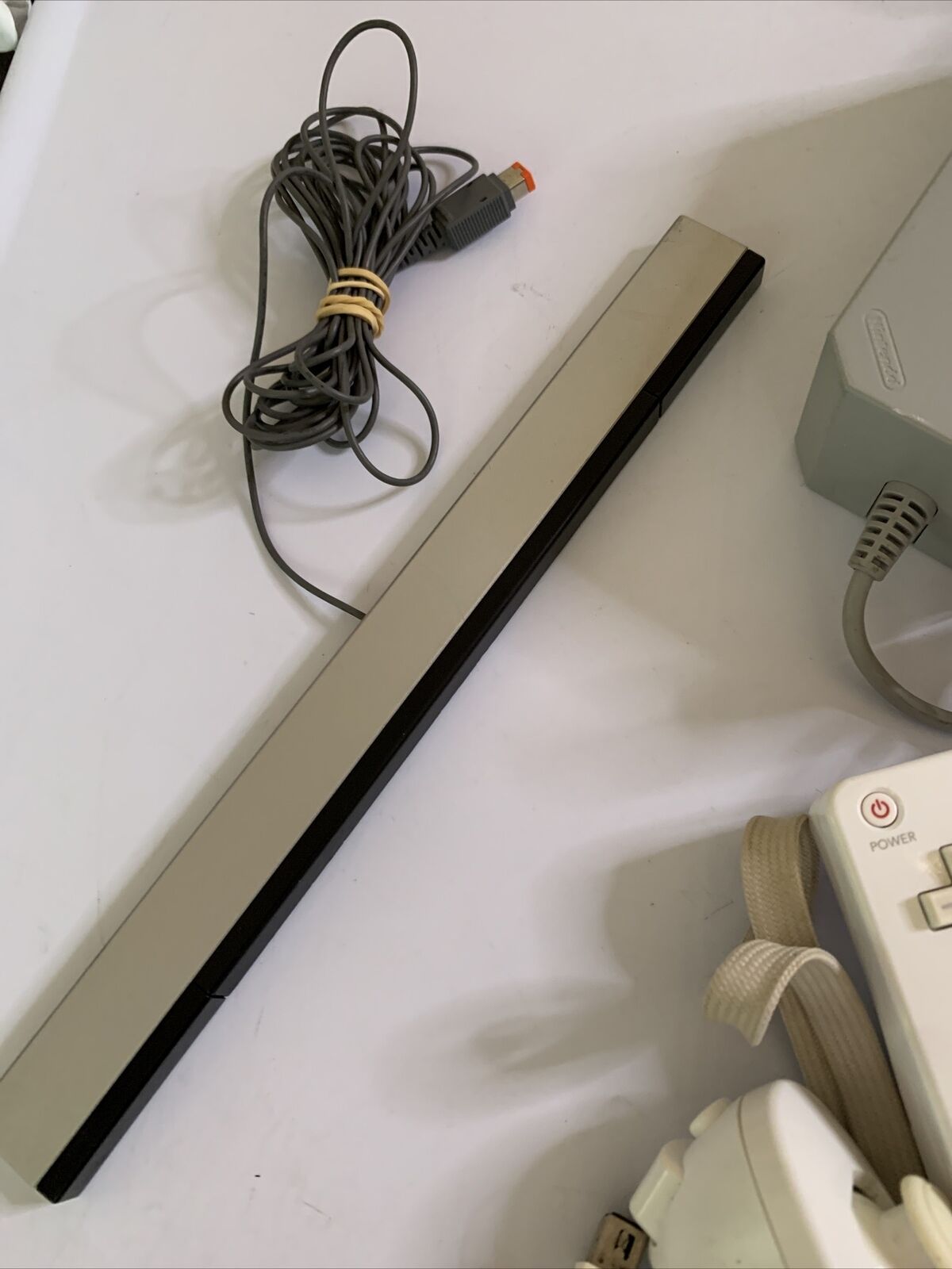 Nintendo Wii Console PAL Console White + Tiger Woods Game Controllers