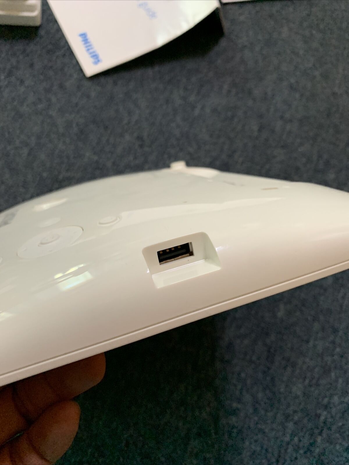 Philips 8” LCD Digital Photo Frame 8FF3FPW