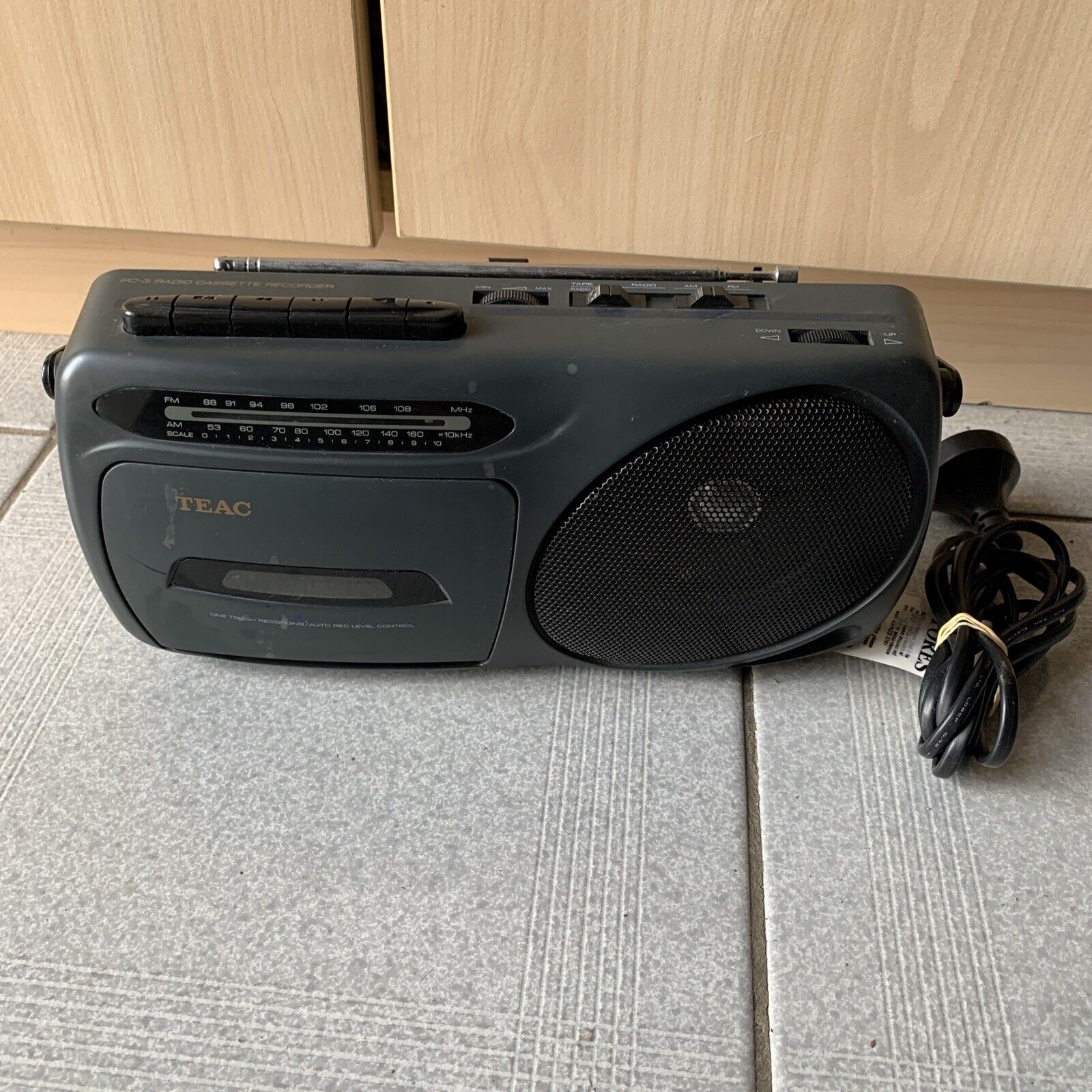 Teac PC3 Radio Cassette Recorder *radio working Cassette Not working