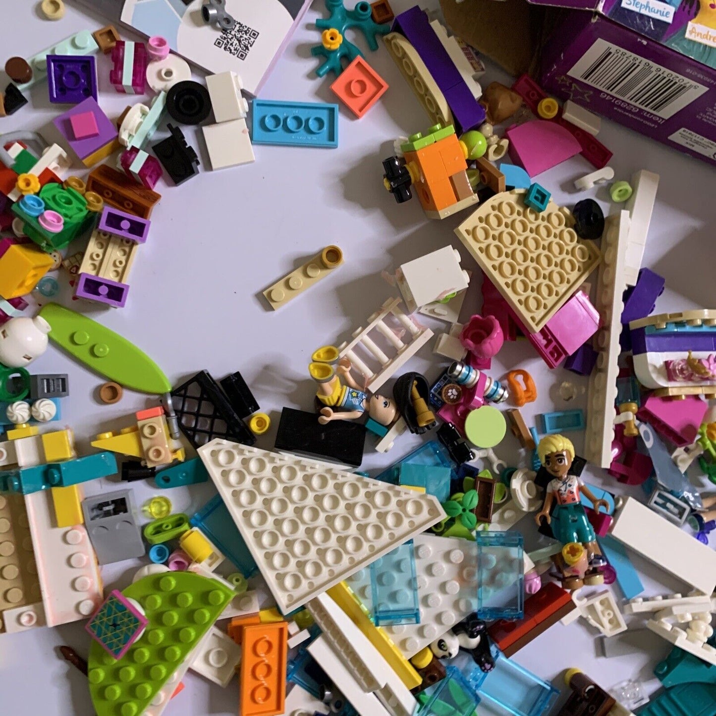 LEGO FRIENDS: Heartlake City Hair Salon (41391) Incomplete Uncounted