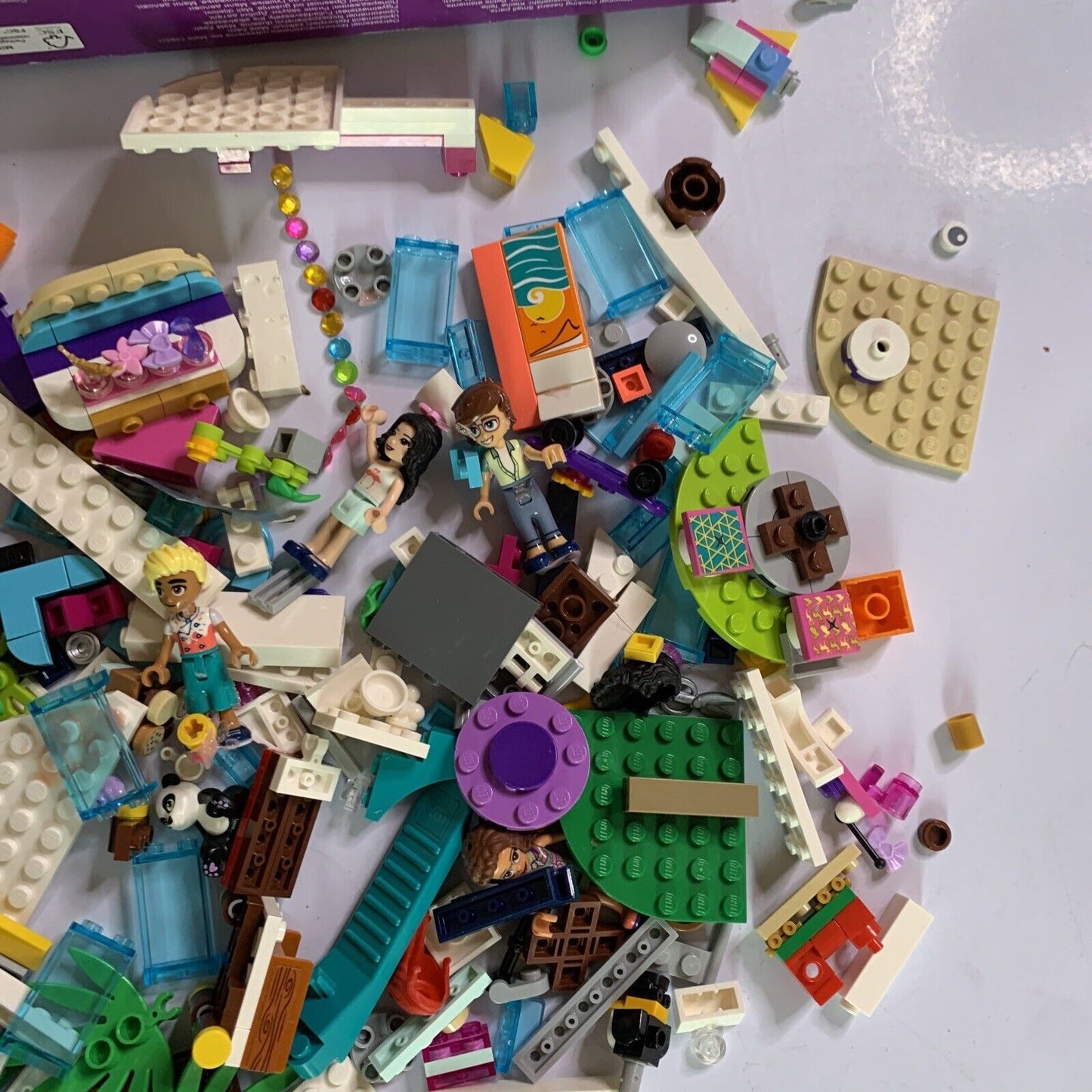 LEGO FRIENDS: Heartlake City Hair Salon (41391) Incomplete Uncounted