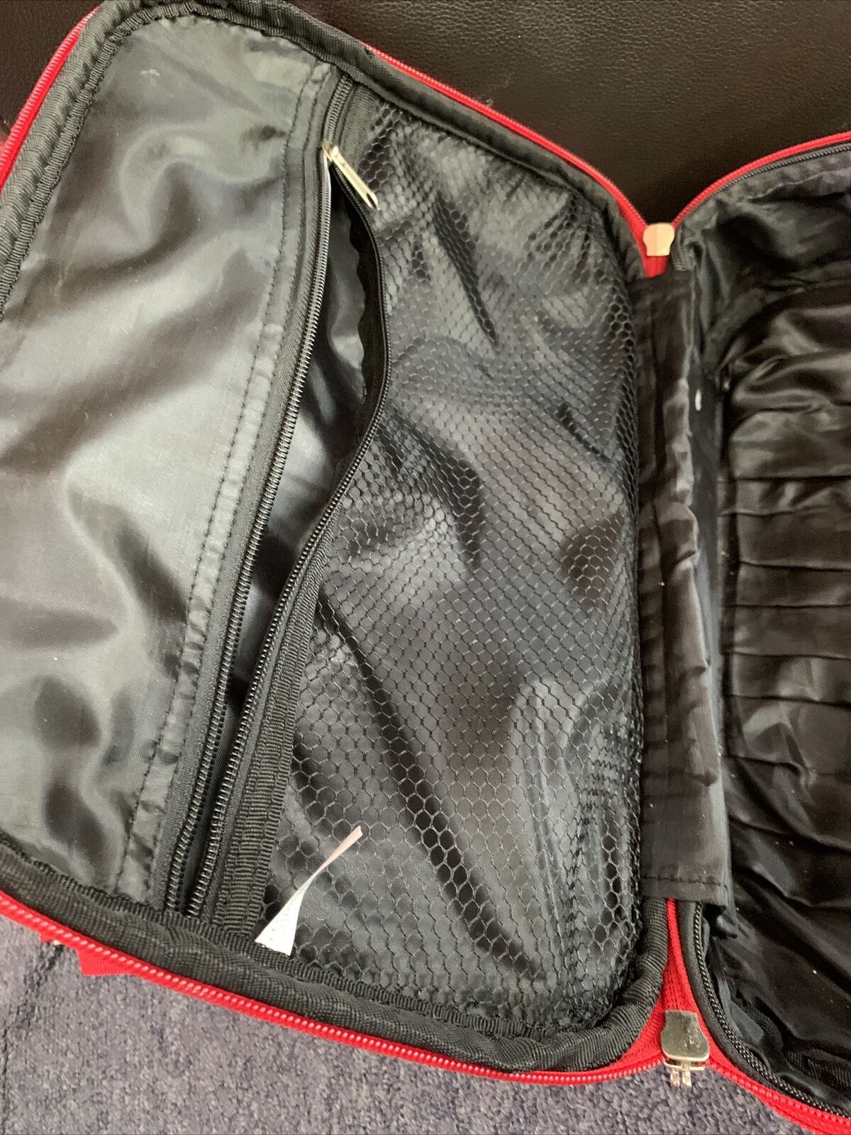 Rectangular Carry Shoulder 2 Way Bag Red with Strap Hardly Been Used 35x26x10cm