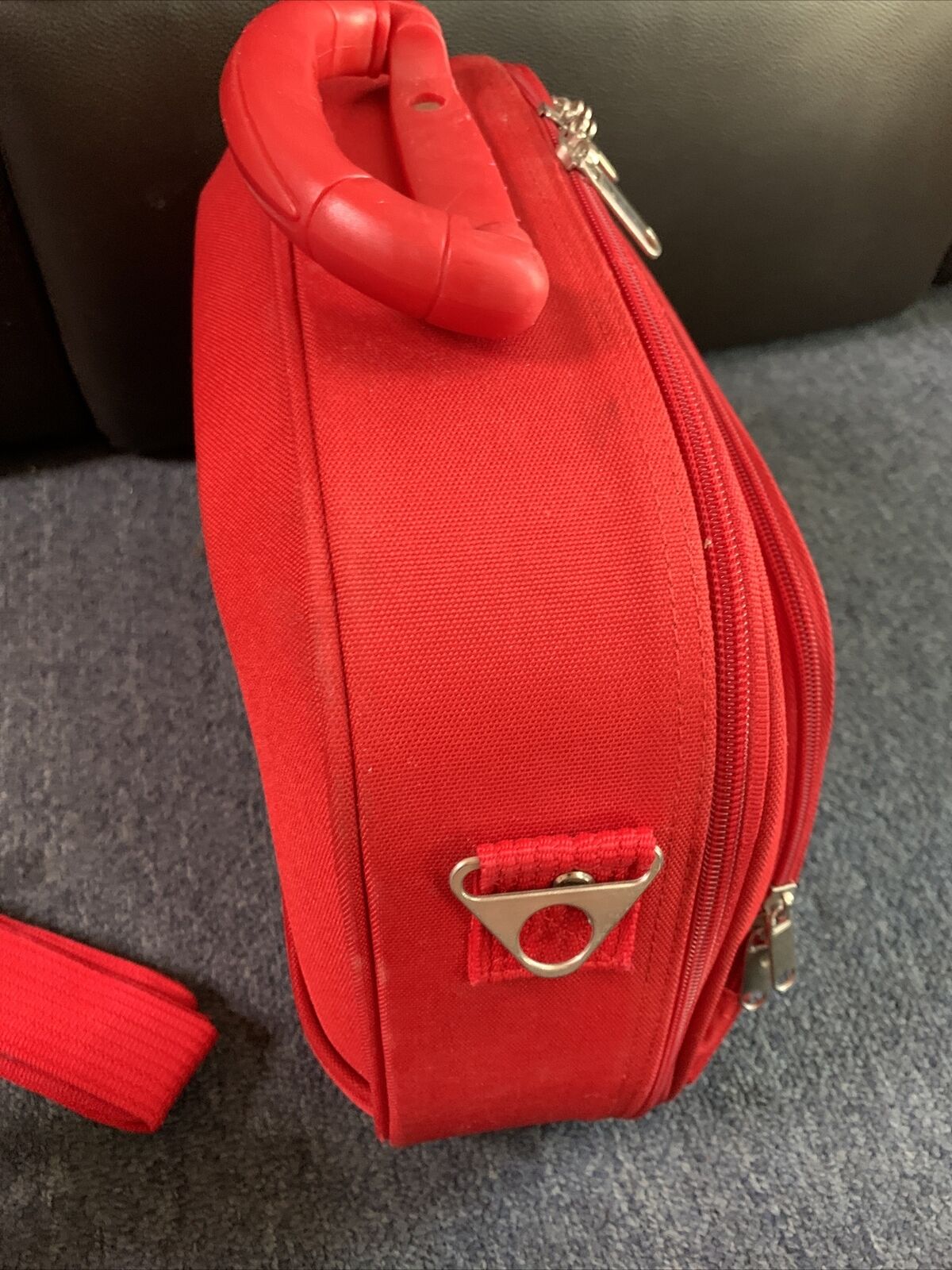 Rectangular Carry Shoulder 2 Way Bag Red with Strap Hardly Been Used 35x26x10cm