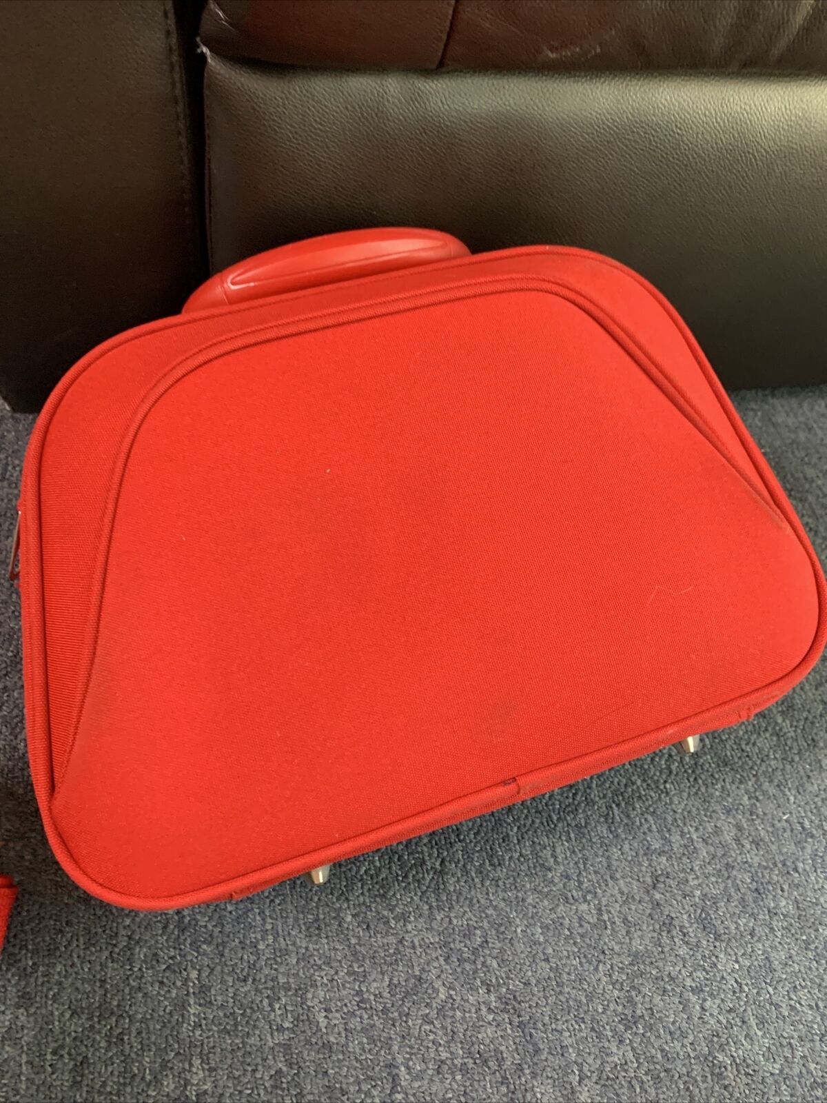 Rectangular Carry Shoulder 2 Way Bag Red with Strap Hardly Been Used 35x26x10cm