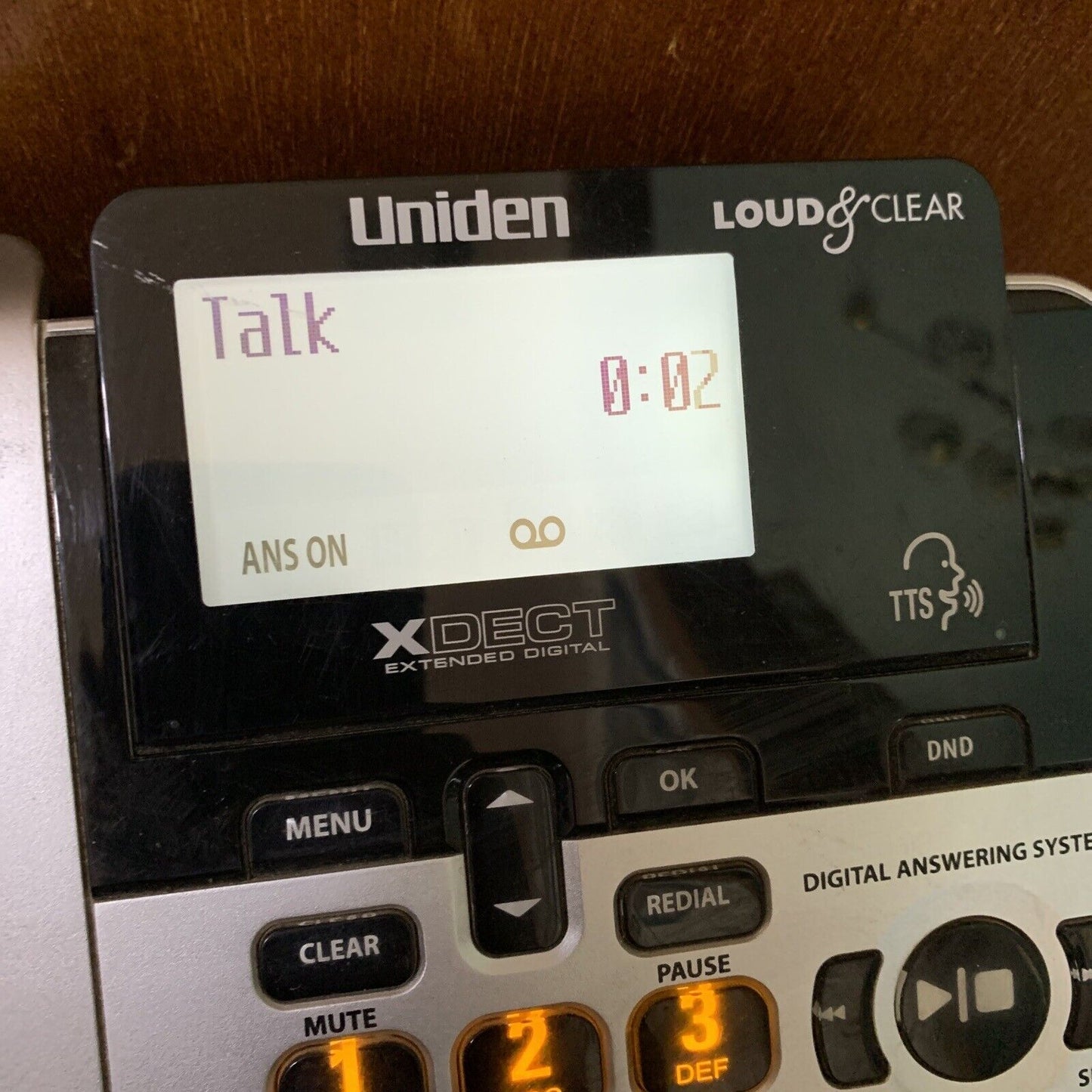 Uniden Loud And Clear Corded Telephone Large Buttons LSSE37+1 NBN Compatible