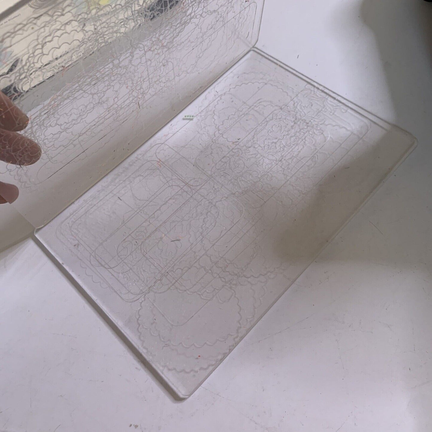 Sizzix Big Shot Embossing Machine with Accessories 655268