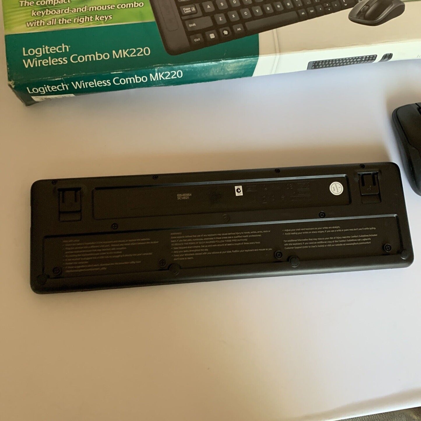 Logitech Wireless Keyboard and Mouse Combo MK220 - Easy Plug and Play