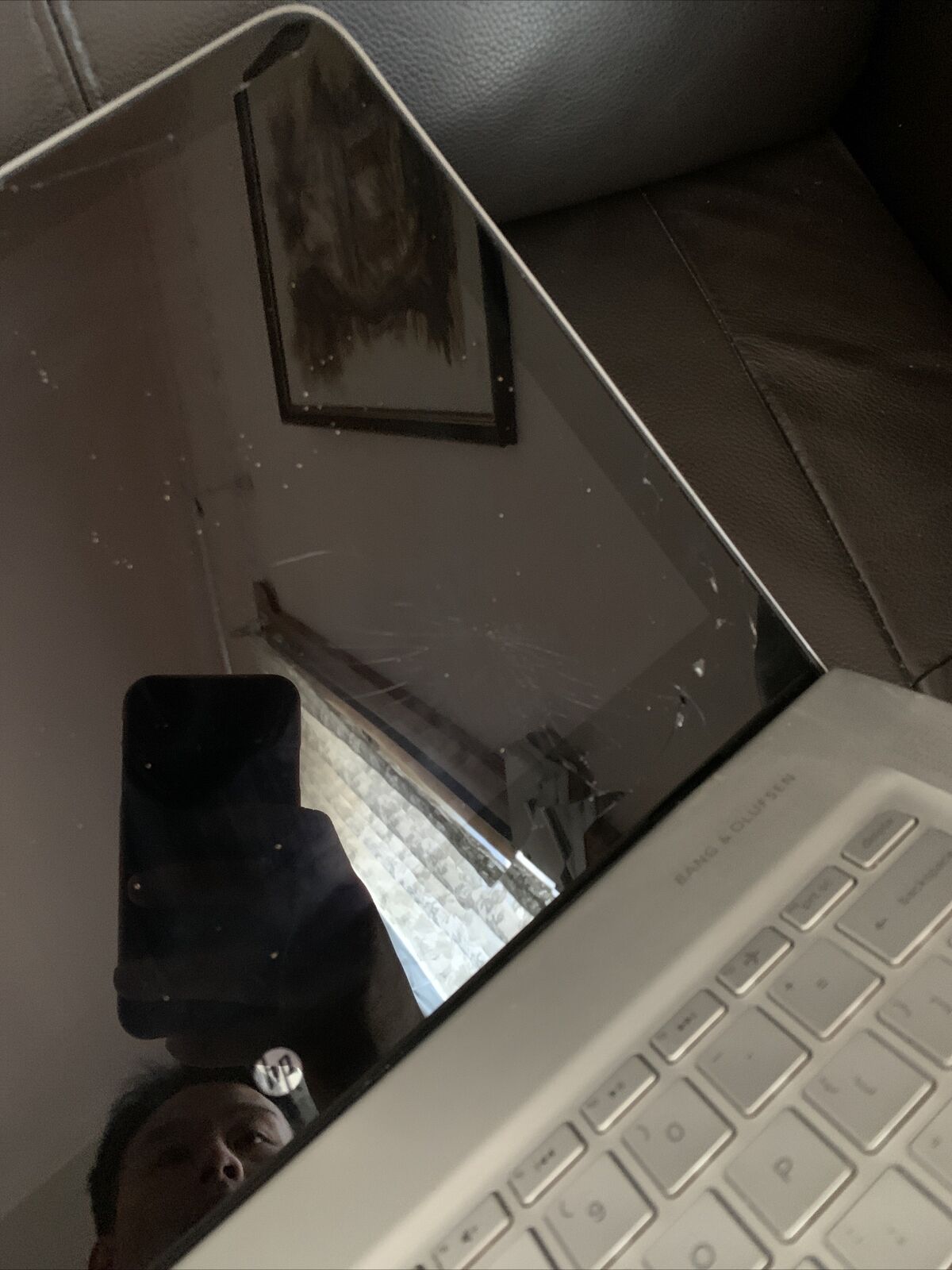 HP 7265NGW i7 Laptop *For Parts Or Repair Doesn't Turn On and Cracked LCD