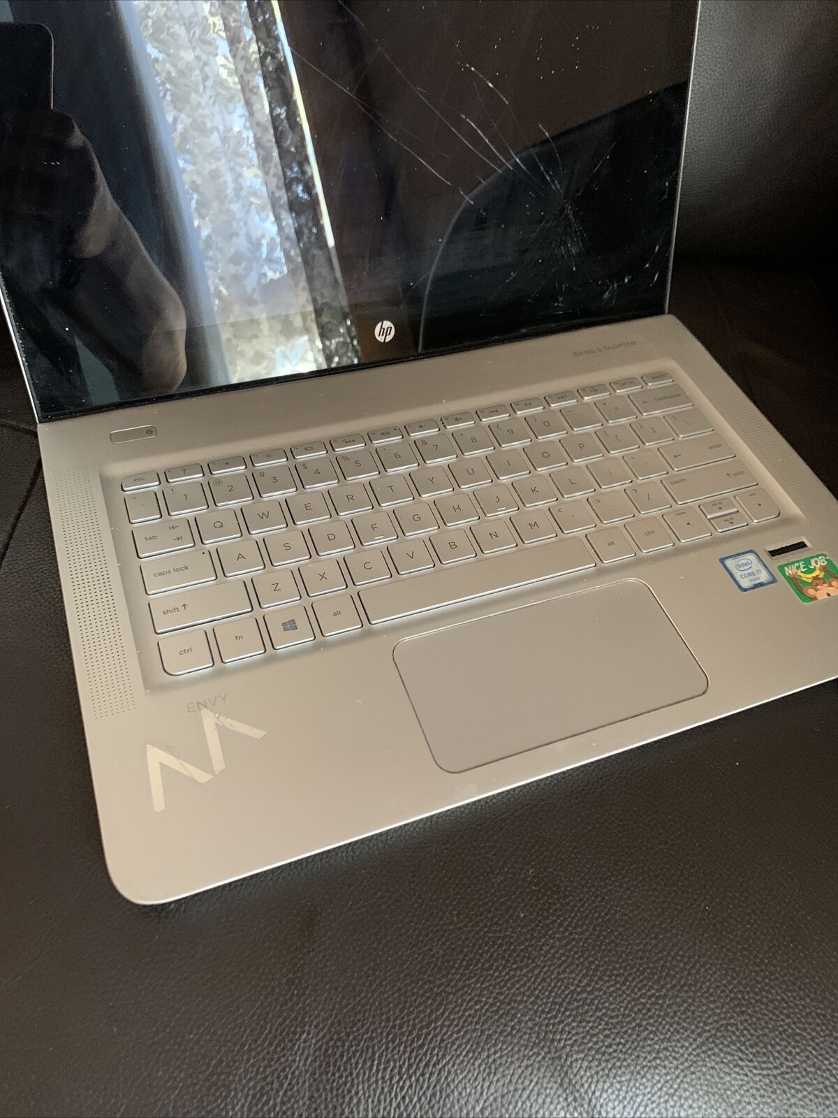 HP 7265NGW i7 Laptop *For Parts Or Repair Doesn't Turn On and Cracked LCD