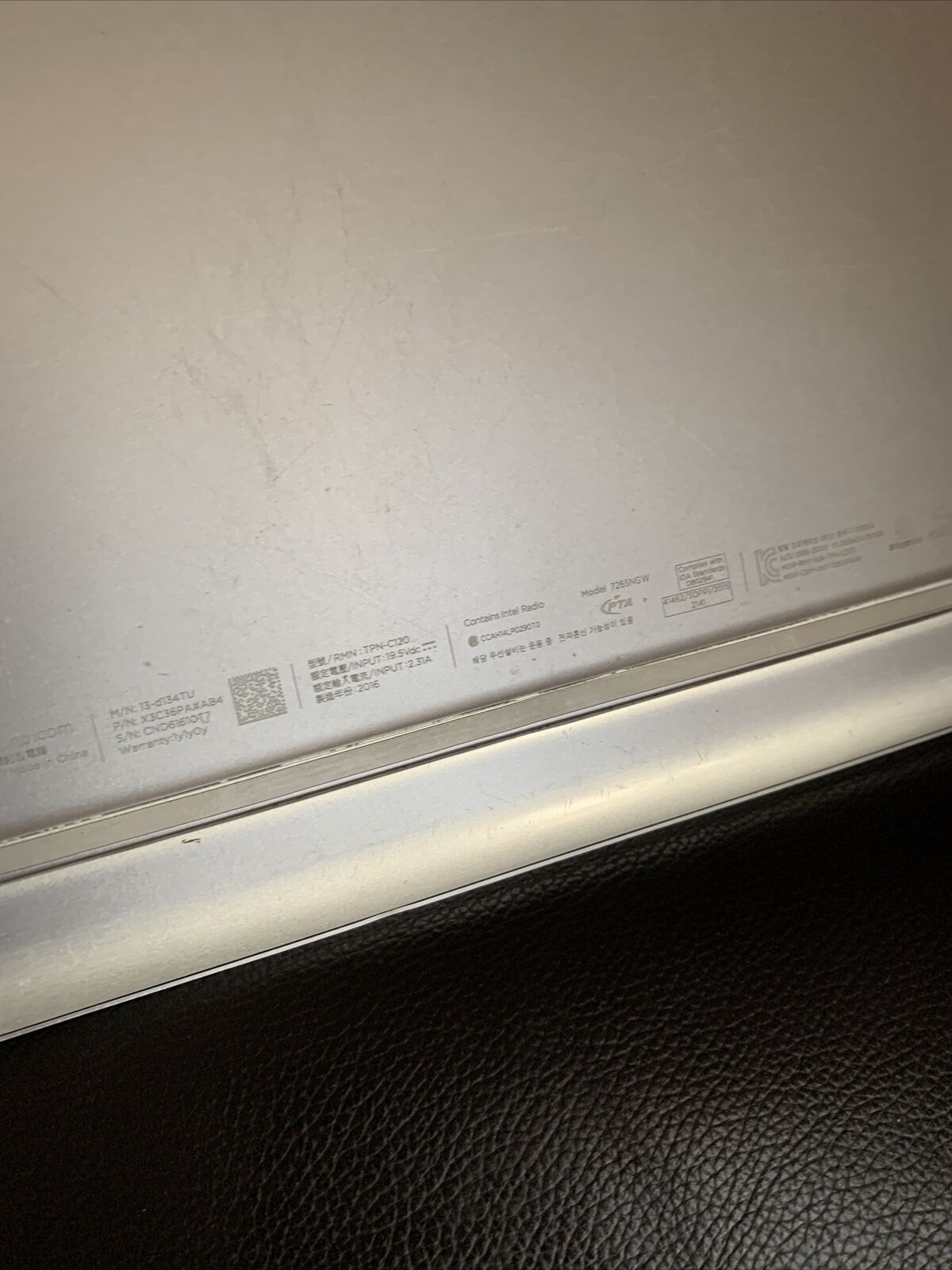HP 7265NGW i7 Laptop *For Parts Or Repair Doesn't Turn On and Cracked LCD