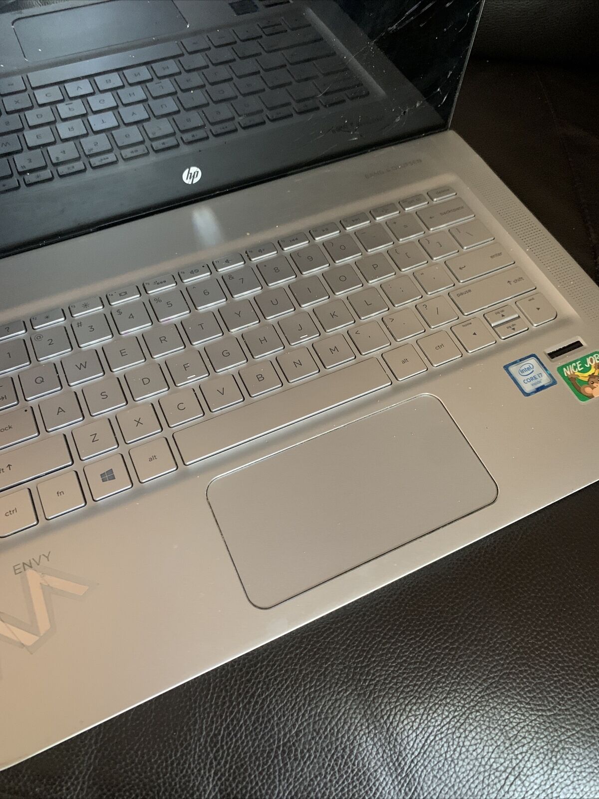 HP 7265NGW i7 Laptop *For Parts Or Repair Doesn't Turn On and Cracked LCD