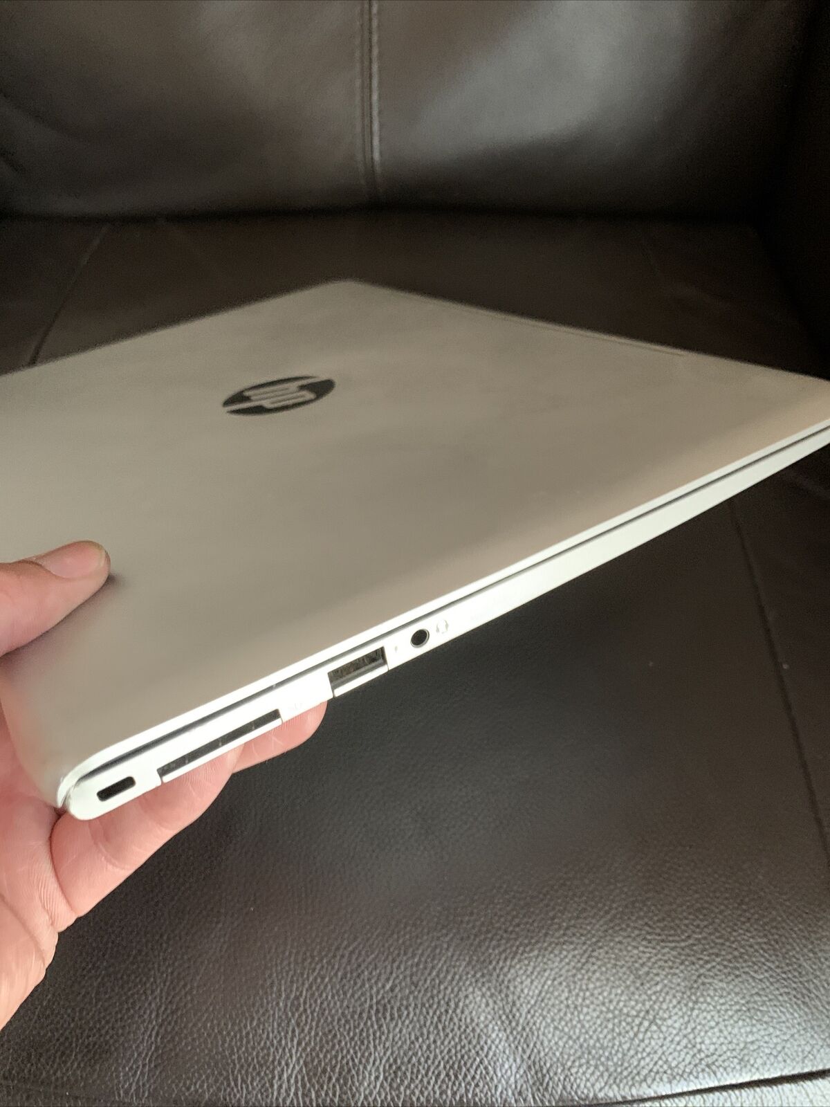 HP 7265NGW i7 Laptop *For Parts Or Repair Doesn't Turn On and Cracked LCD