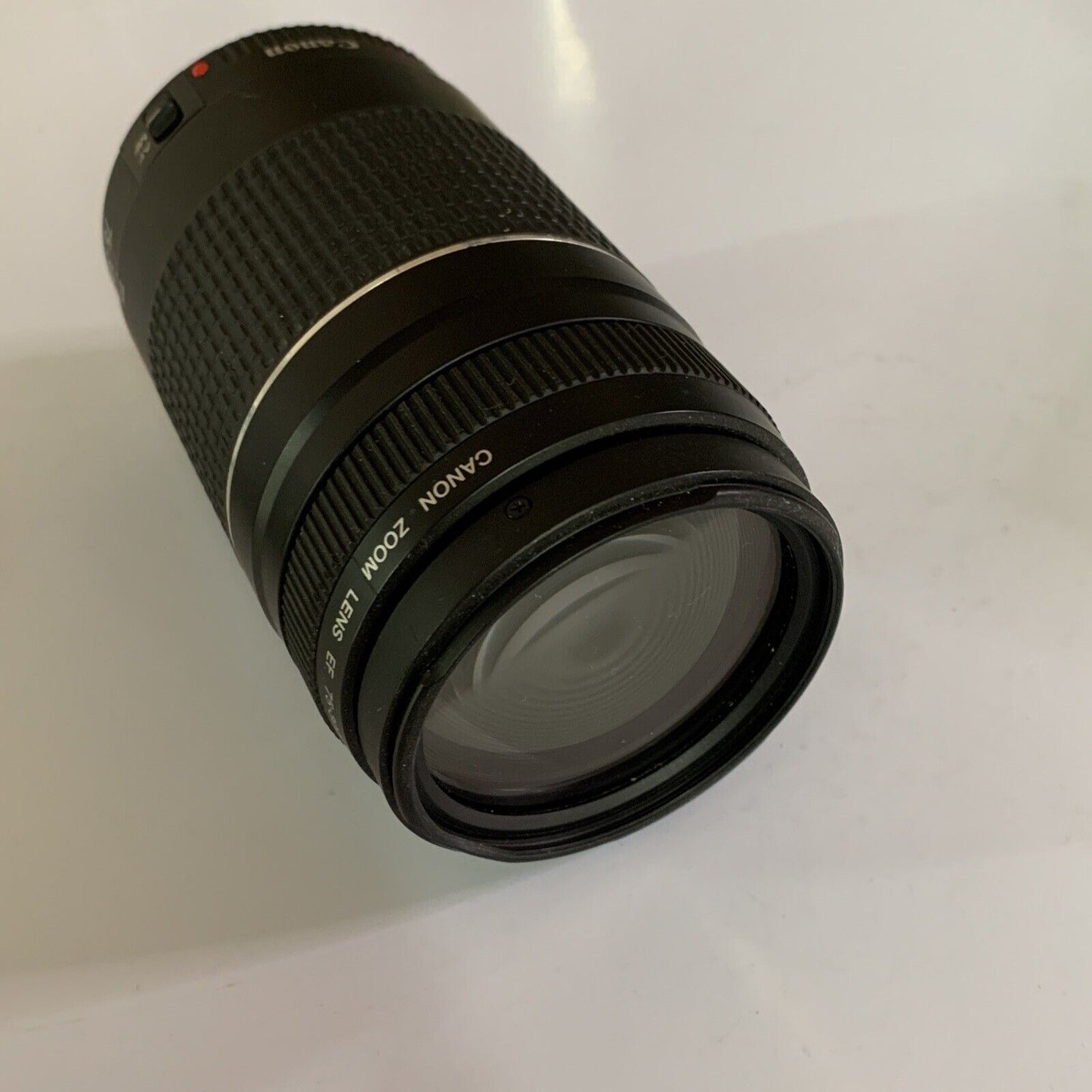 Canon Zoom Lens EF 75-300mm 1:4-5.6 III Telephoto Zoom 58mm