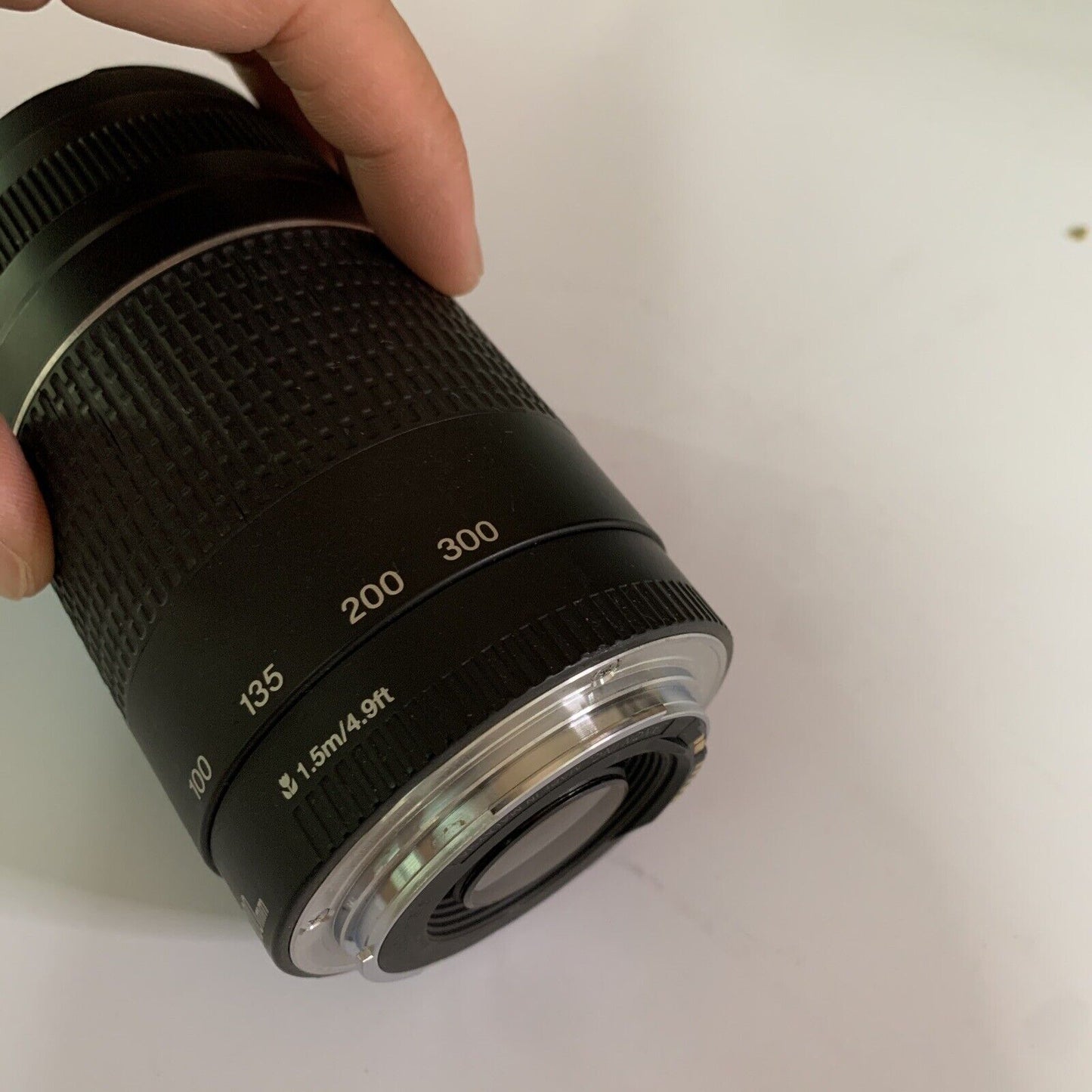 Canon Zoom Lens EF 75-300mm 1:4-5.6 III Telephoto Zoom 58mm