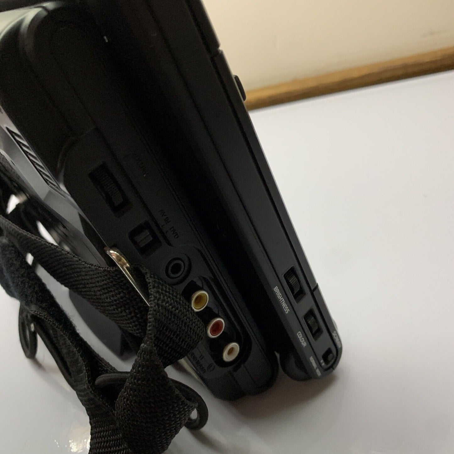 Acoustic Solutions 7" DVD Player Region 2 ASVM6271 with Power Supply