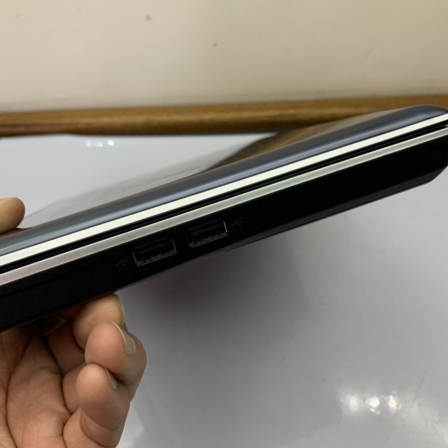 ASUS EeePC Laptop Intel Atom N280 1.66 Ghz 2GB Windows XP 160GB