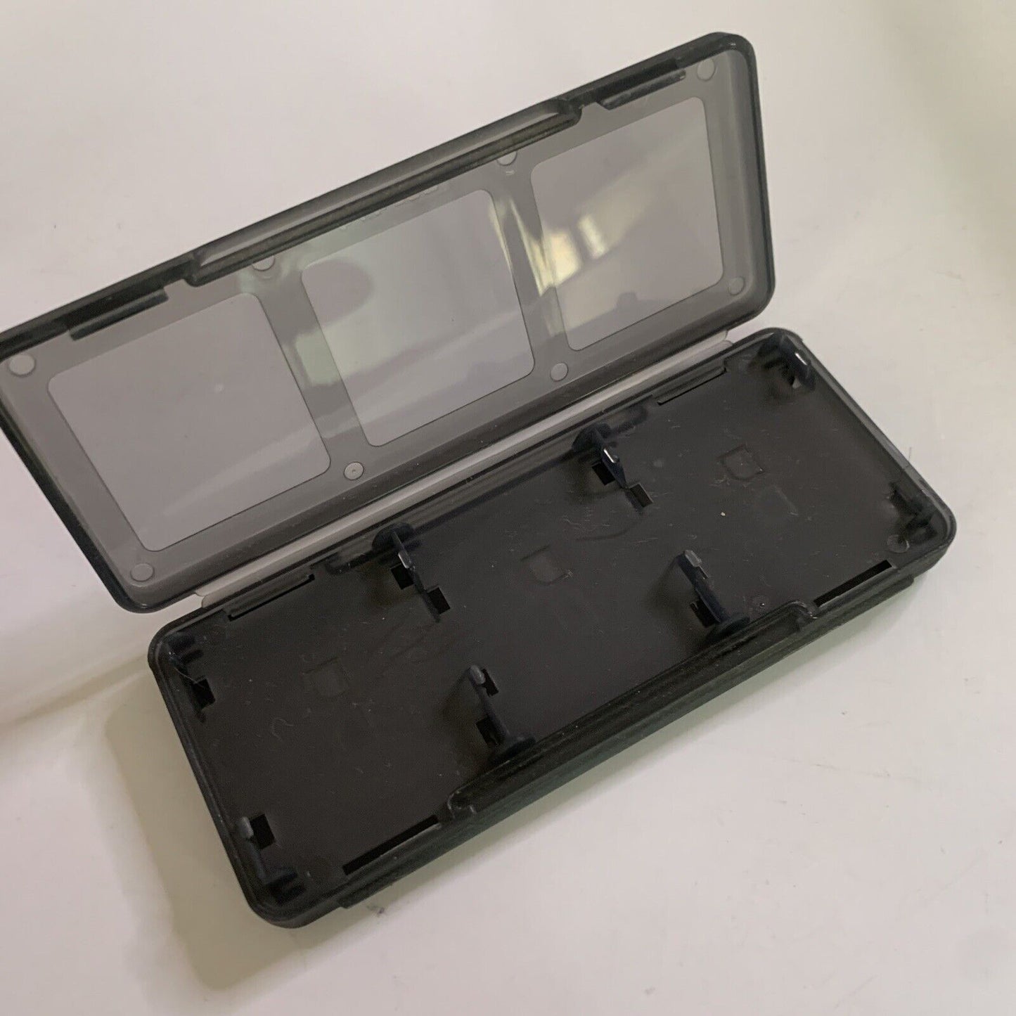 Nintendo DS 3DS Cartridge Game Case Holder