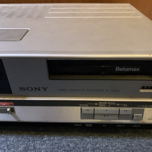 Sony Betamax Video Cassette Recorder and Player VCR SL-C6AS PAL Untested