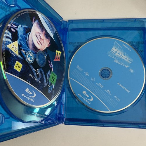 Back To The Future 1, 2, 3 Trilogy (Blu-ray, 4-Disc) Michael J. Fox Region B