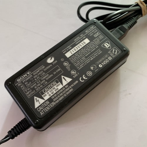 Genuine Sony AC-L10A Camera Charger For Handycam Cyber-shot Camera 8.4V 1.5A