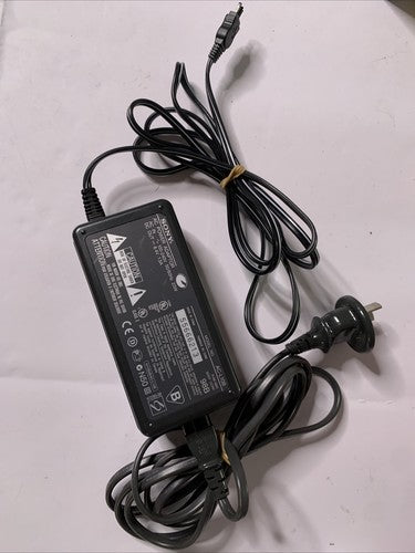 Genuine Sony AC-L10B Power Supply Camcorder Charger 8.4V 1.5A For Sony Handycam