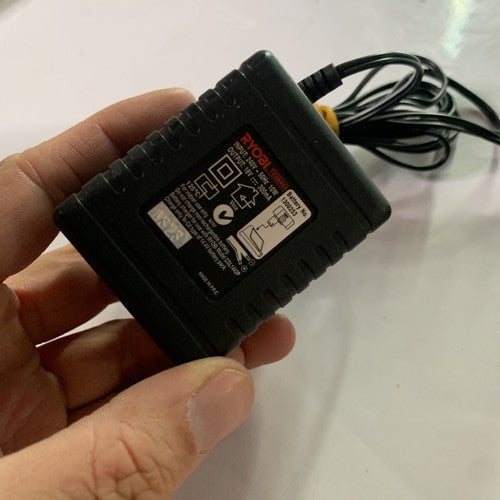 Ryobi 14.4V Battery Charger 7228401