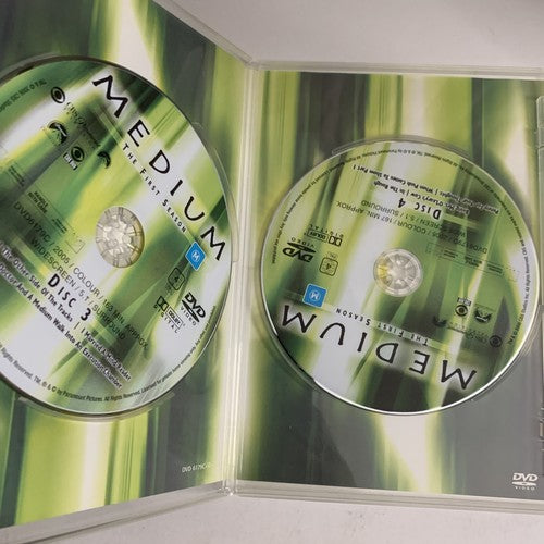 Medium : Season 1 (DVD, 2005, 4-Discs) Patricia Arquette  Region 4