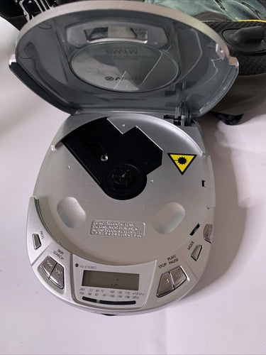 Vextra VX3991 Portable CD Player + Case Bag *Doesn't Play No Disc Error