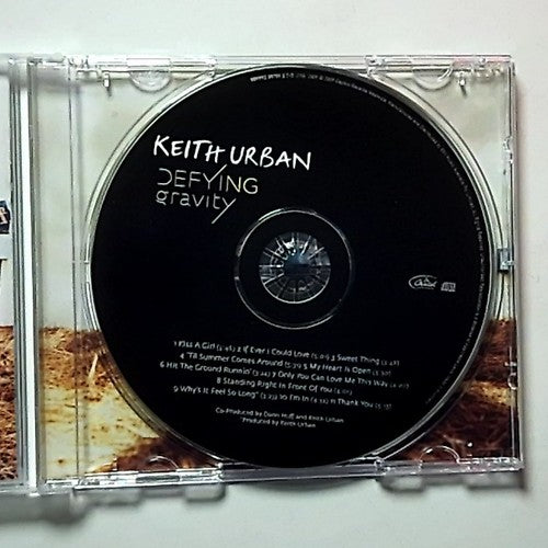 Keith Urban – Defying Gravity (CD, 2009) Australia 5099923575127