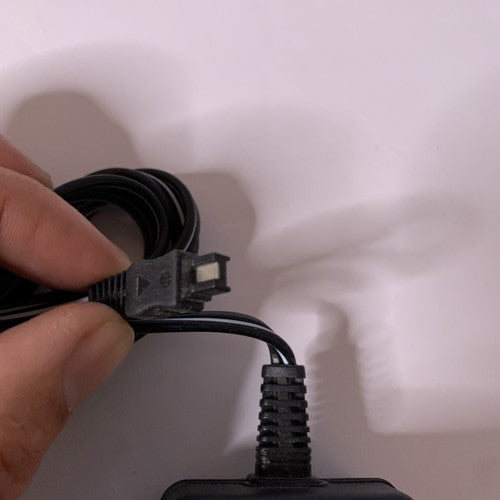 Genuine Sony AC-L200D Charger 8.4V 1.7A For Sony HandyCam Camcorder