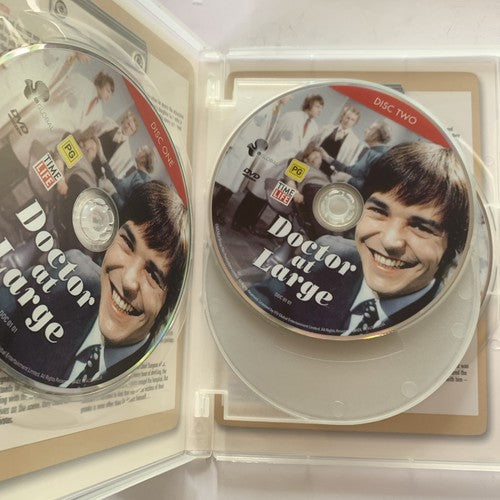 Doctor At Large: The Complete Series (DVD, 1955, 4-Disc) Region 4