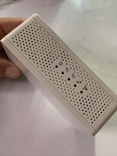 NETGEAR Universal Dual Band WiFi Extender Repeater Wall Plug  WN3500RP