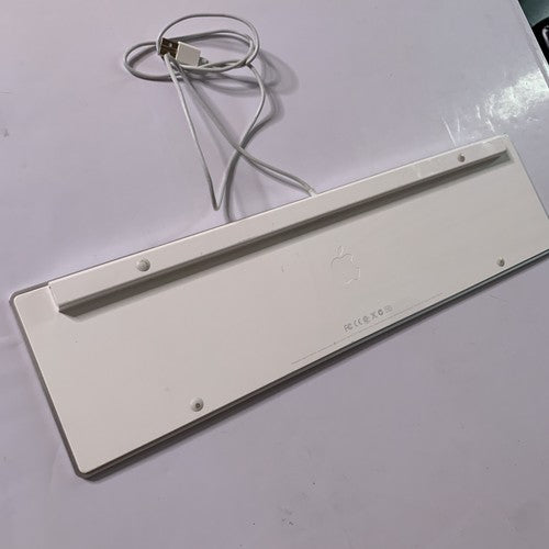 Apple Aluminum Keyboard with Numeric Keypad With Dual 2x USB Output  A1243