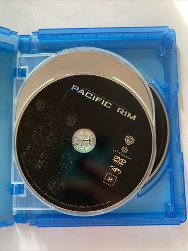 Pacific Rim (Blu-ray + DVD, 2013, 3-Disc) Region B &4