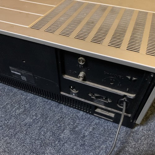 Sony Betamax Video Cassette Recorder and Player VCR SL-C6AS PAL Untested
