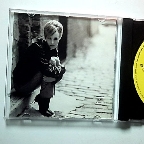Chynna Phillips – Naked And Sacred (CD, 1995) US 7243 8 35705 2 2