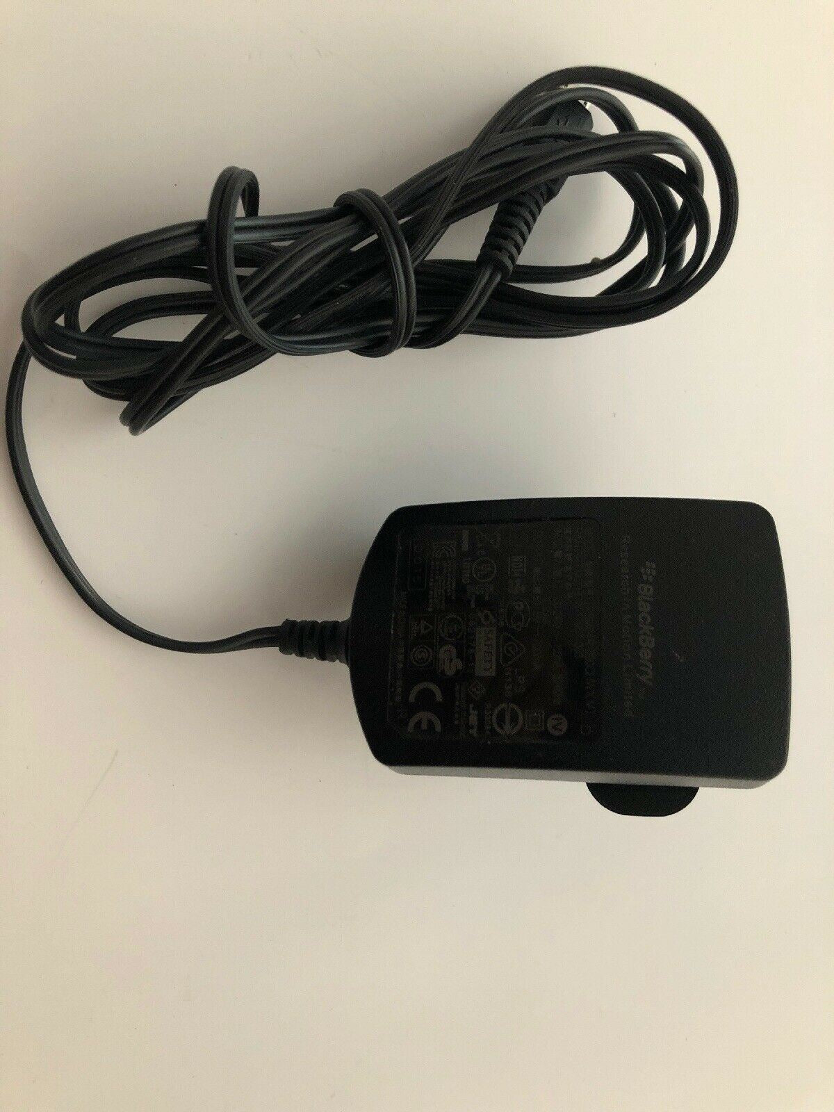 GENUINE Blackberry PSM04R-050CHW AC/DC Adapter 5V 700mA HDW-17957-003