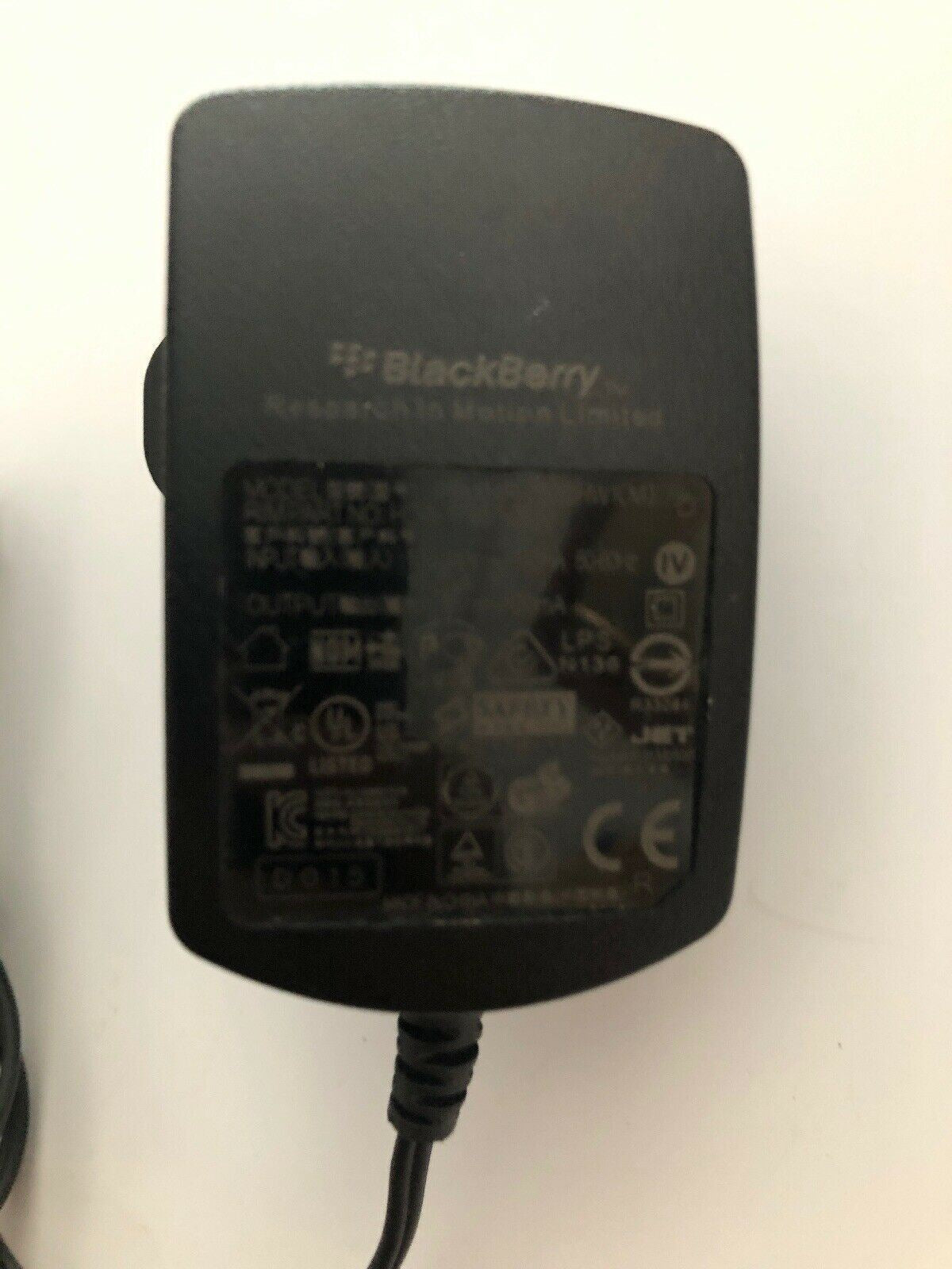GENUINE Blackberry PSM04R-050CHW AC/DC Adapter 5V 700mA HDW-17957-003
