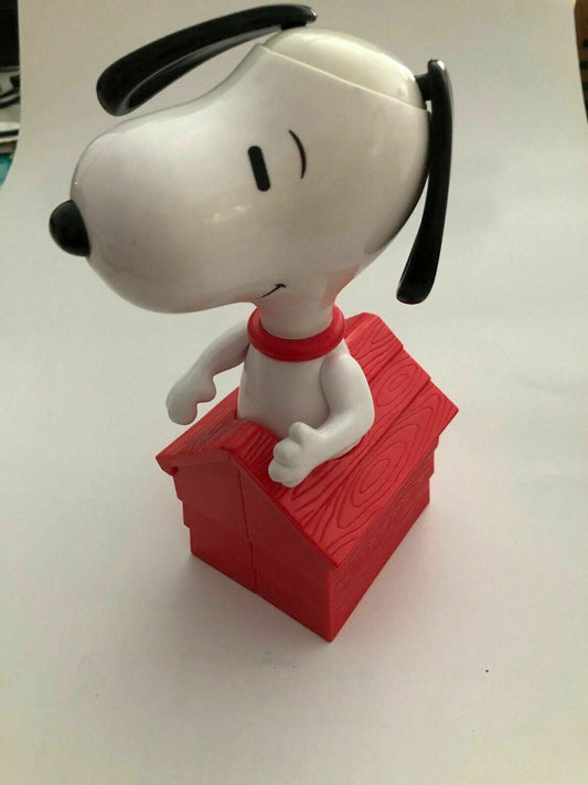 SNOOPY HOUSE MCDONALD'S Genuine Official Promotional Toy Figurine Vintage 2000