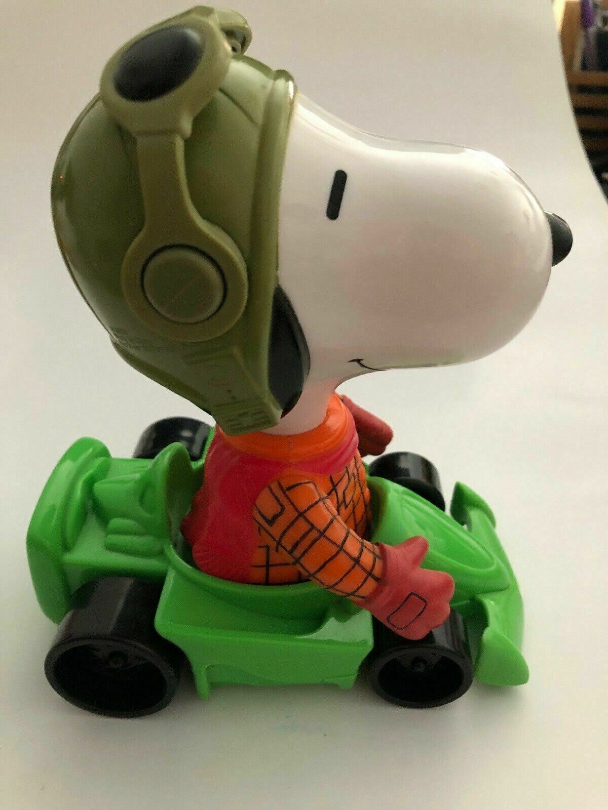 SNOOPY RACE CAR DRIVER Genuine Official McDonald's Figurine Promotion Toy