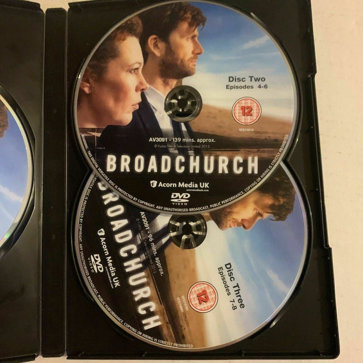 Broadchurch - A Town Wrapped In Secrets (DVD, 2013) David Tennant, Olivia Colman