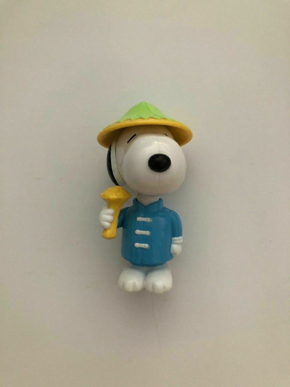 SNOOPY TAIWAN Genuine McDonalds figurine Toys