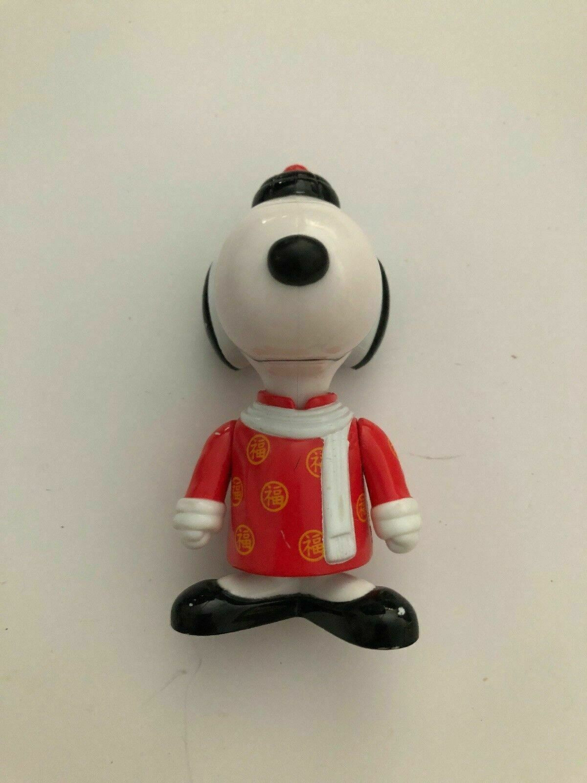 SNOOPY CHINA Genuine McDONALDS HAPPY MEAL TOYS Figurine