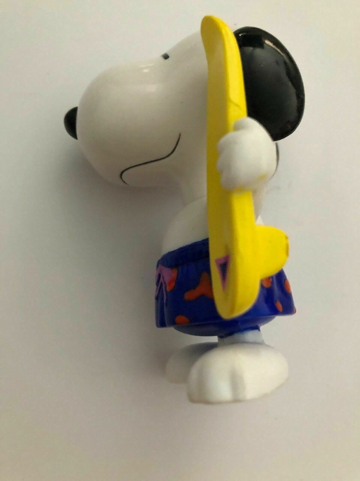 Hawaii 1999 Snoopy World Tour Figure #8 of 21 McDonalds Australian Issue Vintage