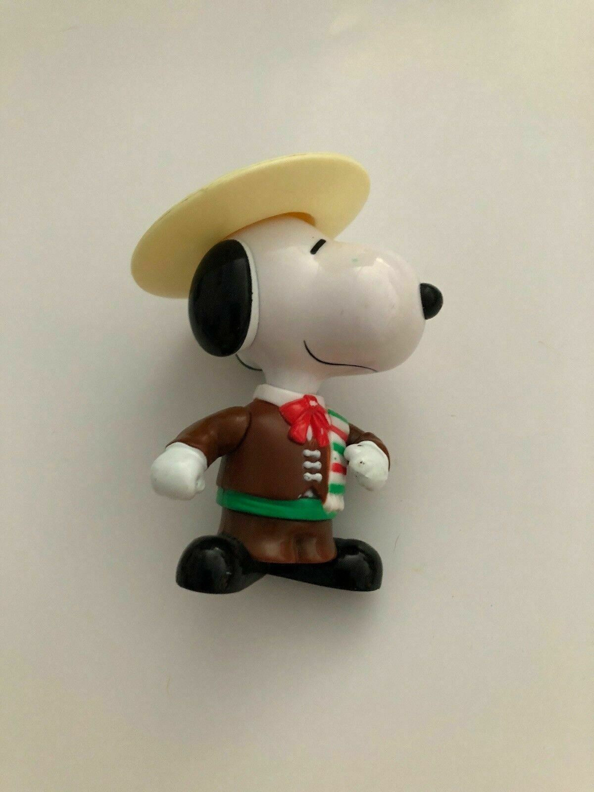 SNOOPY MEXICO McDonald's Figurine Toy